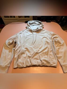 Athleta Bubble Hem Hoodie Sooo Soft!!